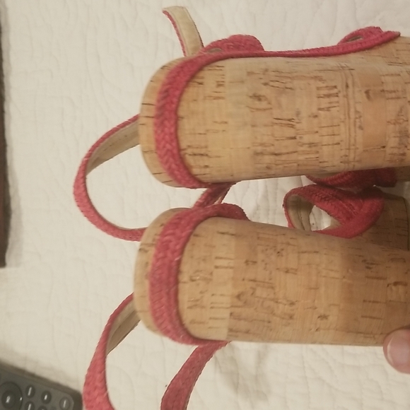 Stuart Weitzman Women's Wedge Shoes...red, size 10 - Picture 4 of 7